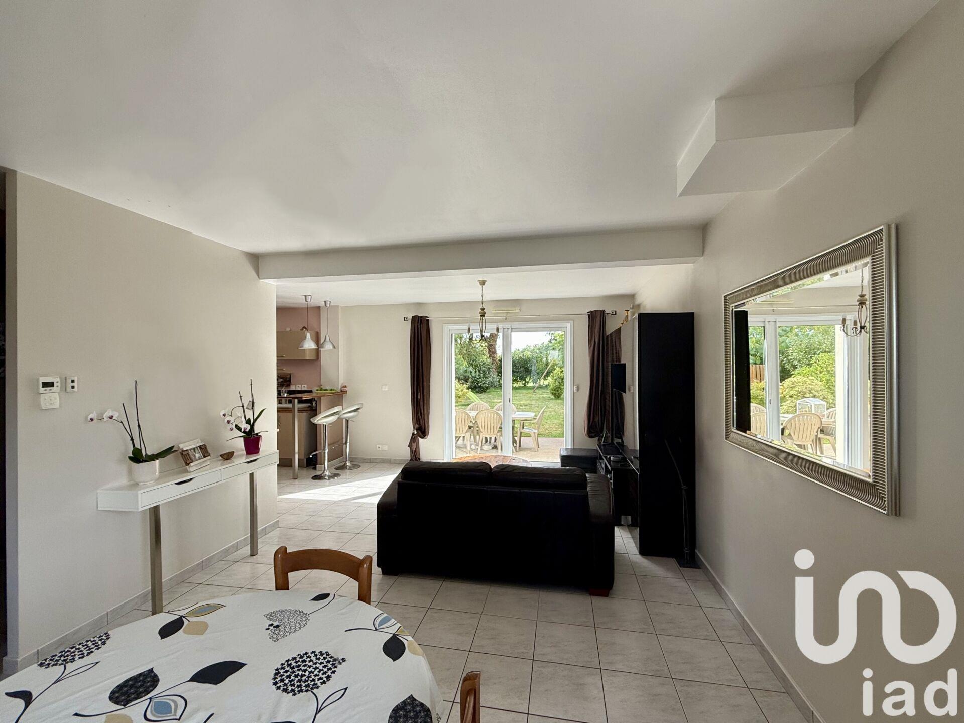 Maison à vendre, 113m², Grandchamps-des-Fontaines