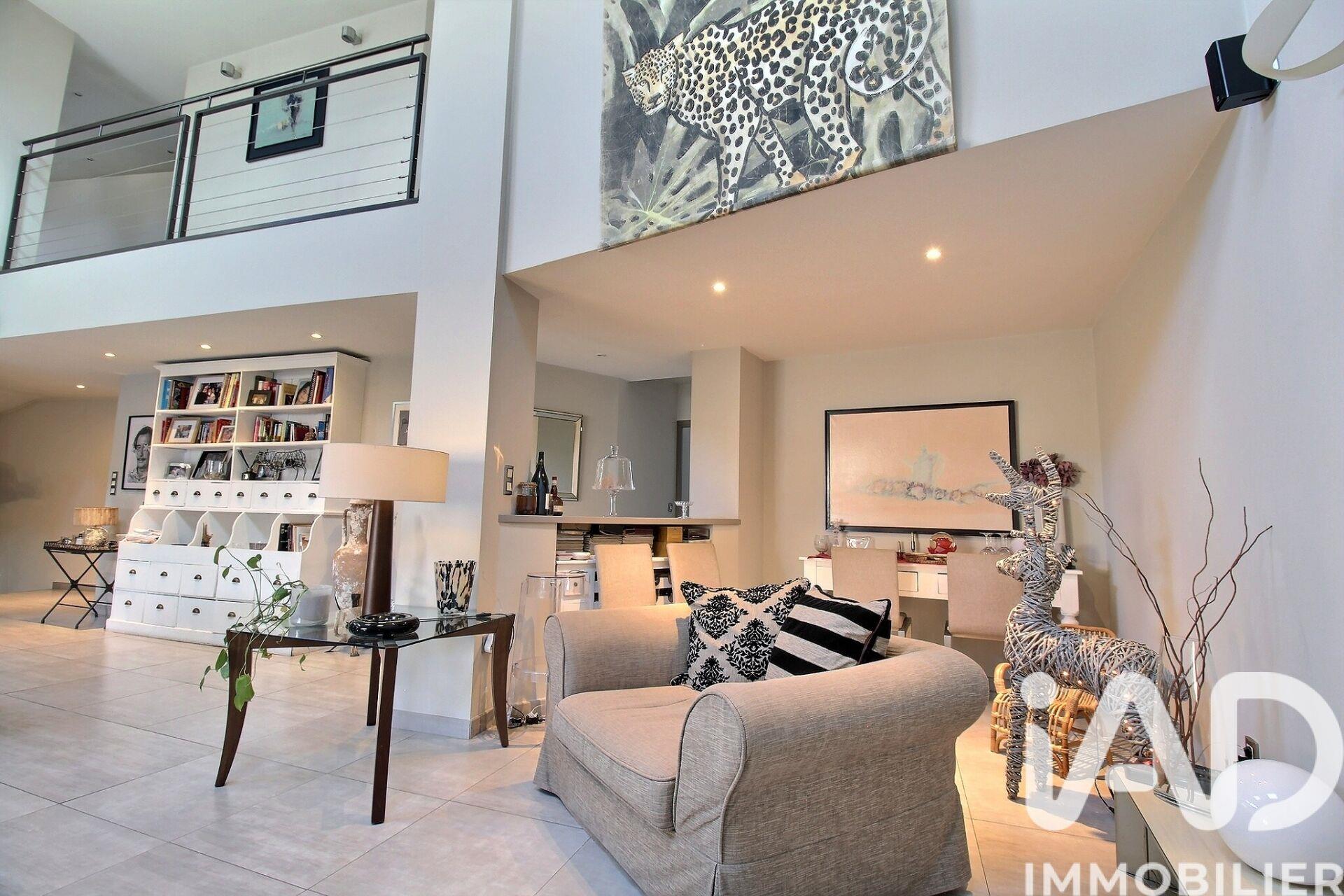 Appartement à vendre, 216m², Morières-lès-Avignon