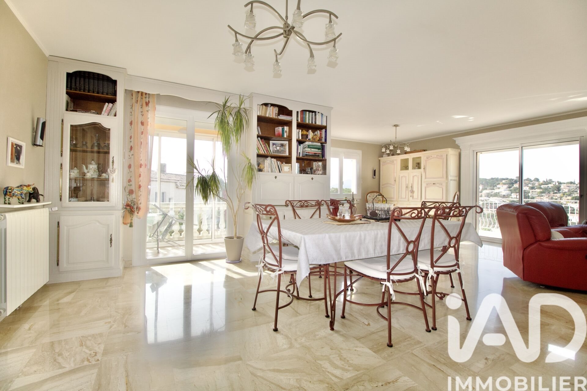Maison à vendre, 220m², Carnoux-en-Provence