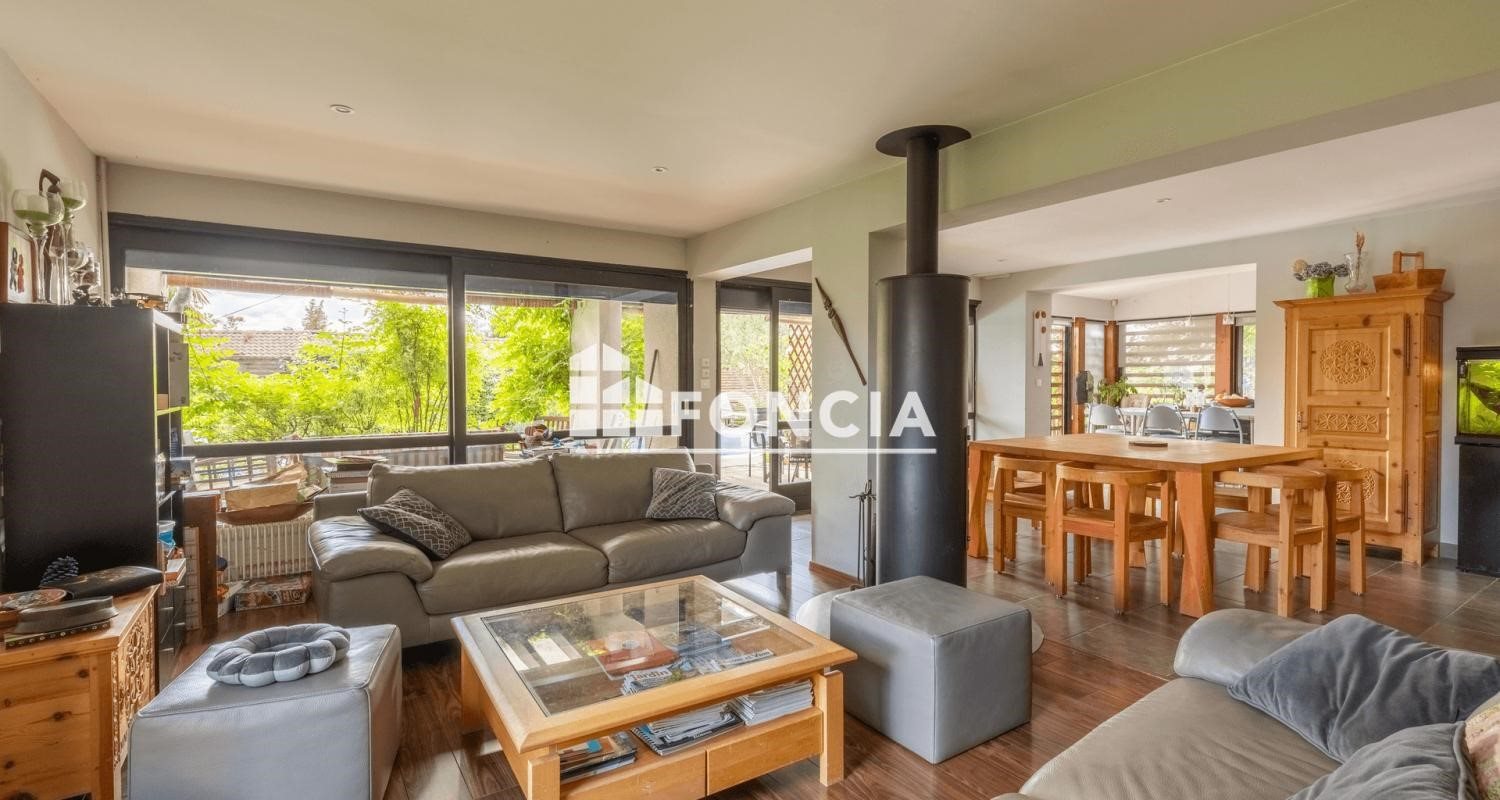 Maison à vendre, 284m², Saint-Didier-de-Formans