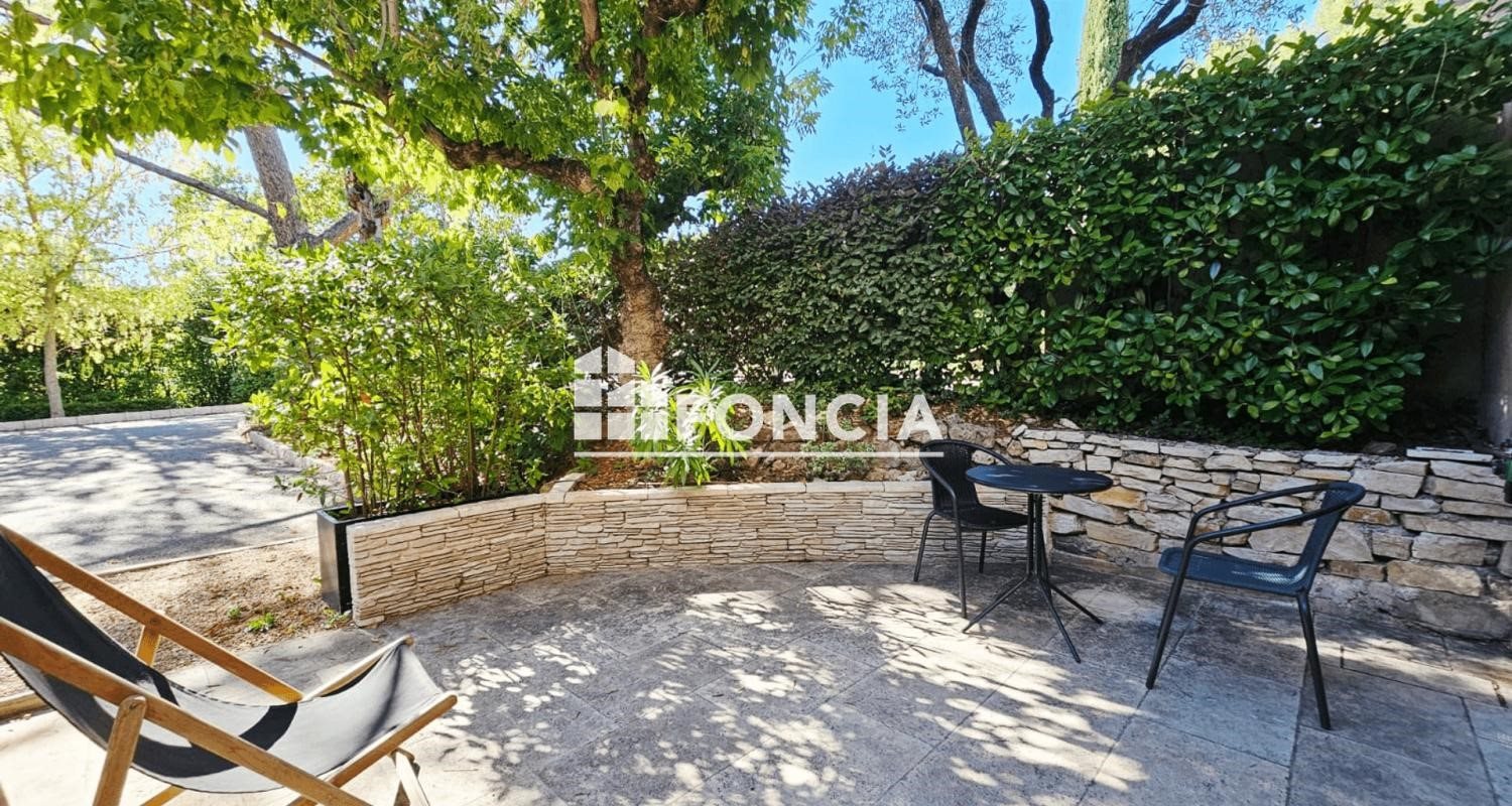 Appartement à vendre, 65m², Le Tholonet