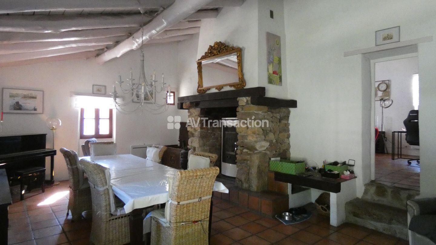 Maison à vendre, 237m², Soudorgues