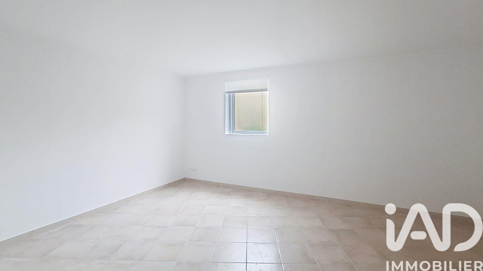 Appartement à vendre, 74m², L'Isle-sur-la-Sorgue