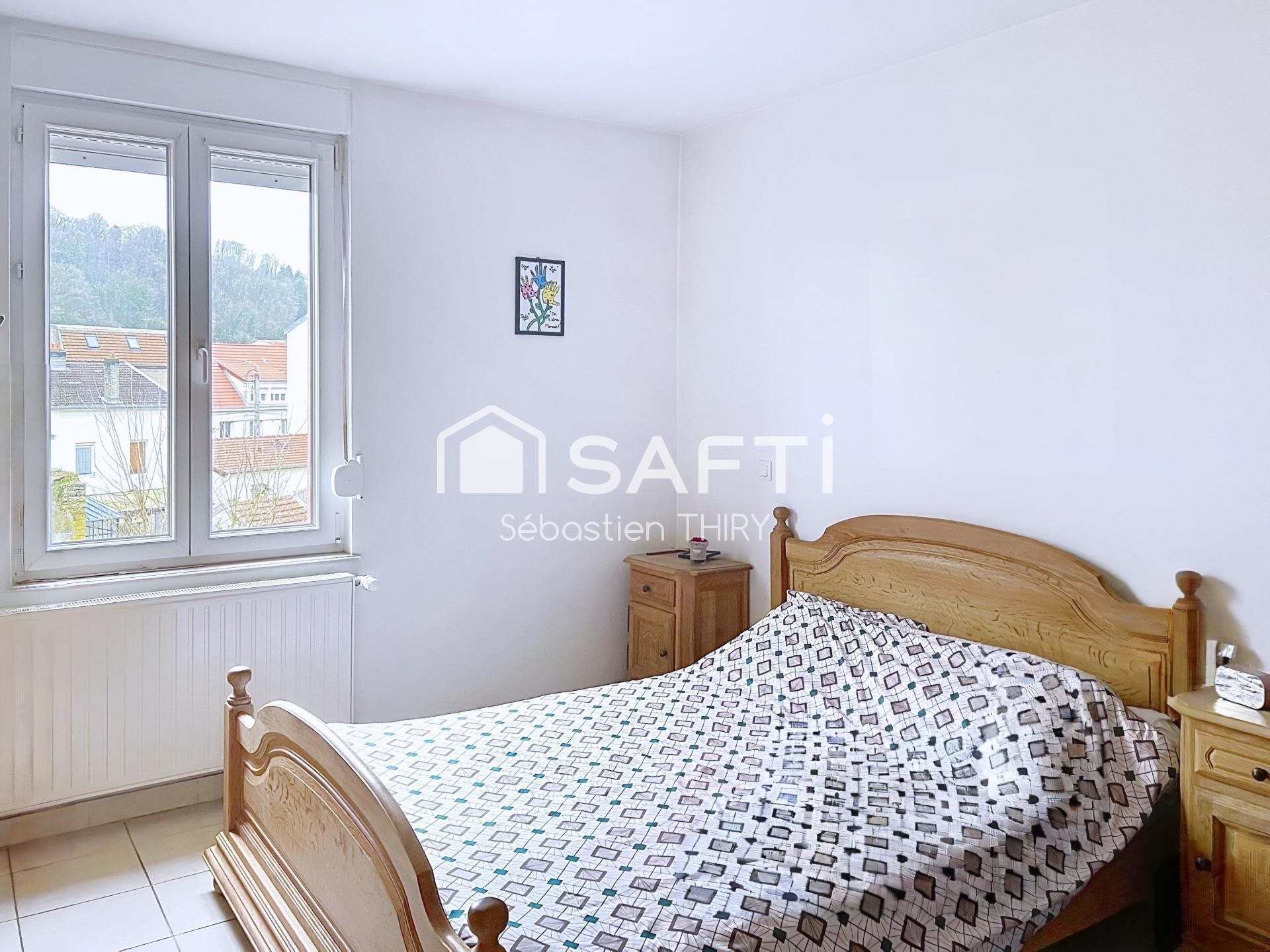 Appartement à vendre, 263m², Longuyon