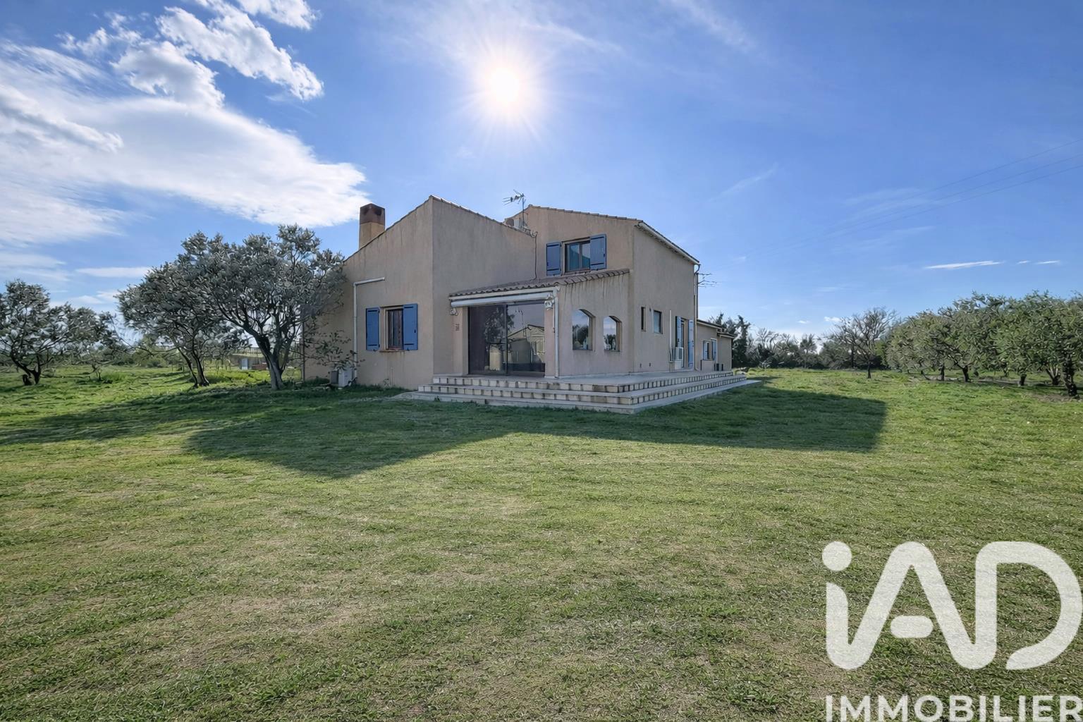 Maison à vendre, 189m², Saint-Martin-de-Crau