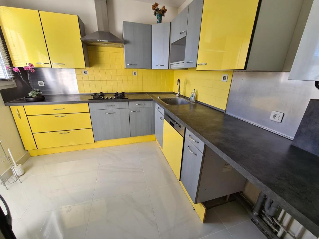 Appartement à louer, 68m², Elancourt