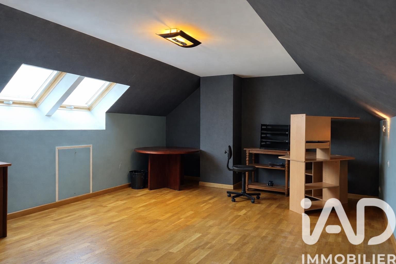 Maison à vendre, 124m², Villeperdue