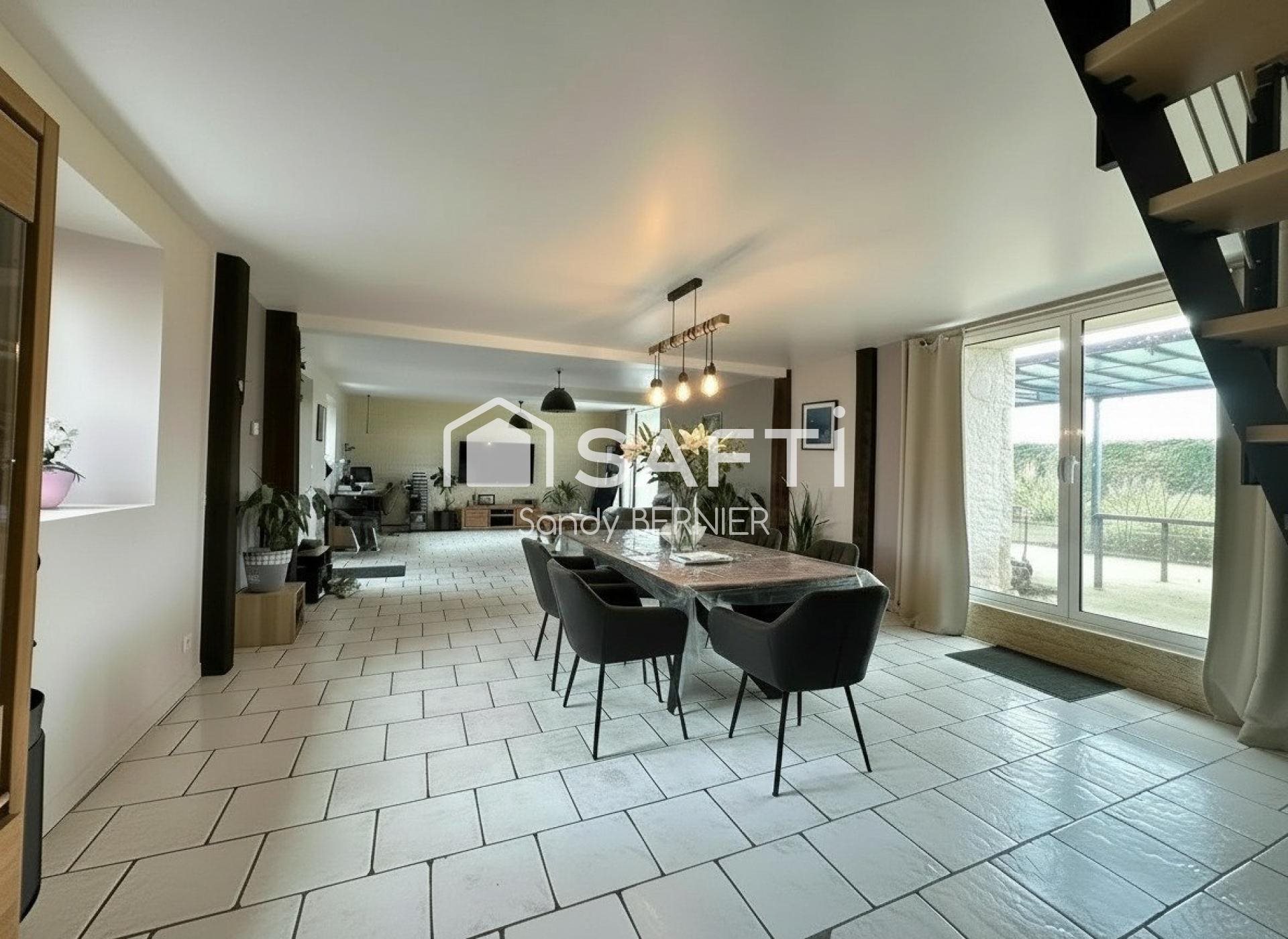 Maison à vendre, 157m², La Puye