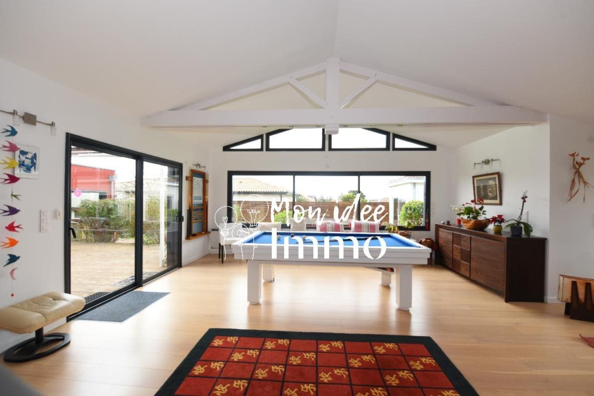 Maison à vendre, 280m², Saint-Michel-Chef-Chef