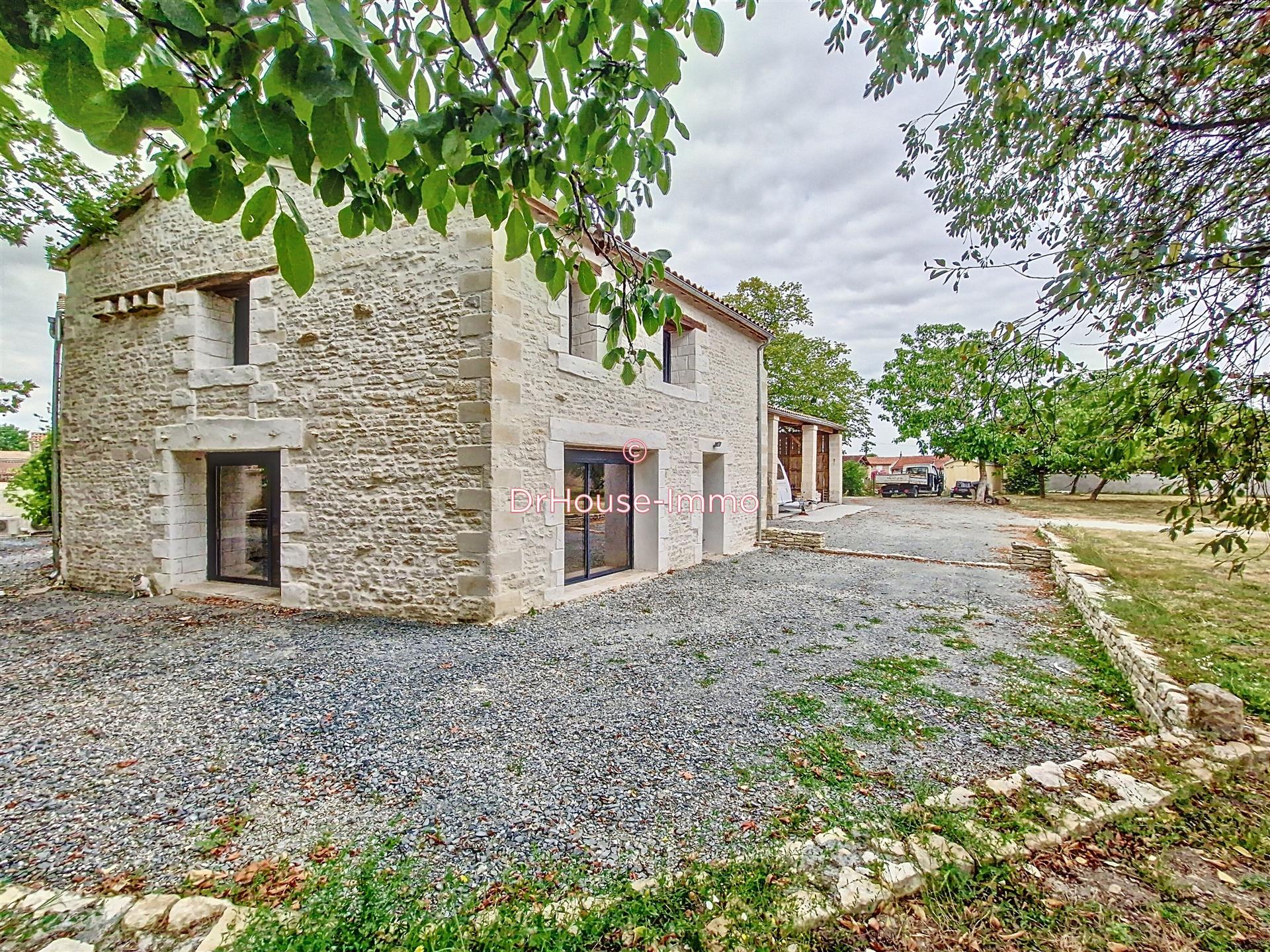 Maison à vendre, 229m², Prahecq