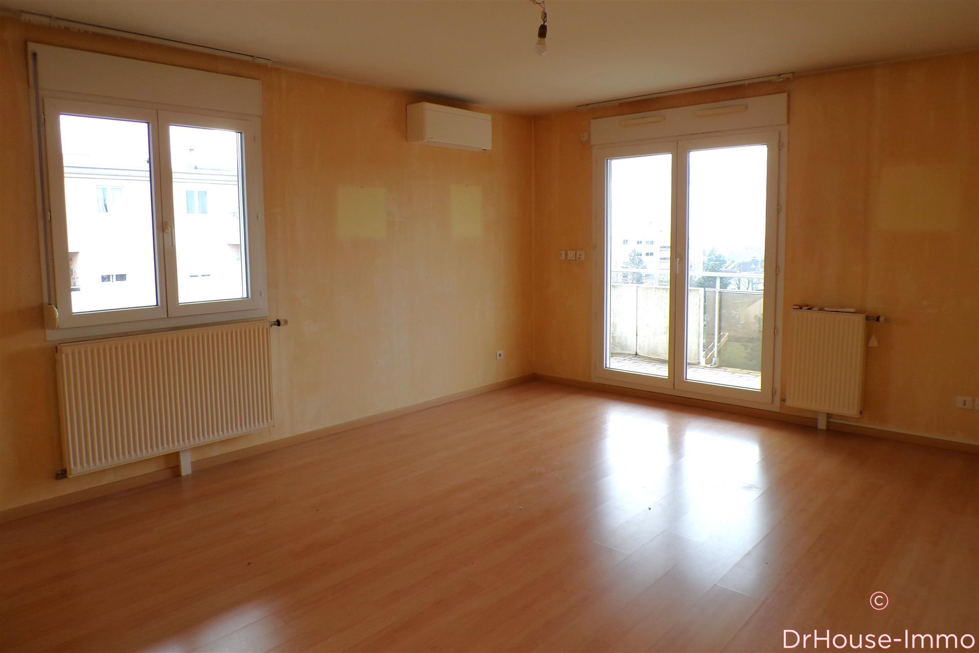 Appartement à vendre, 65m², Talant