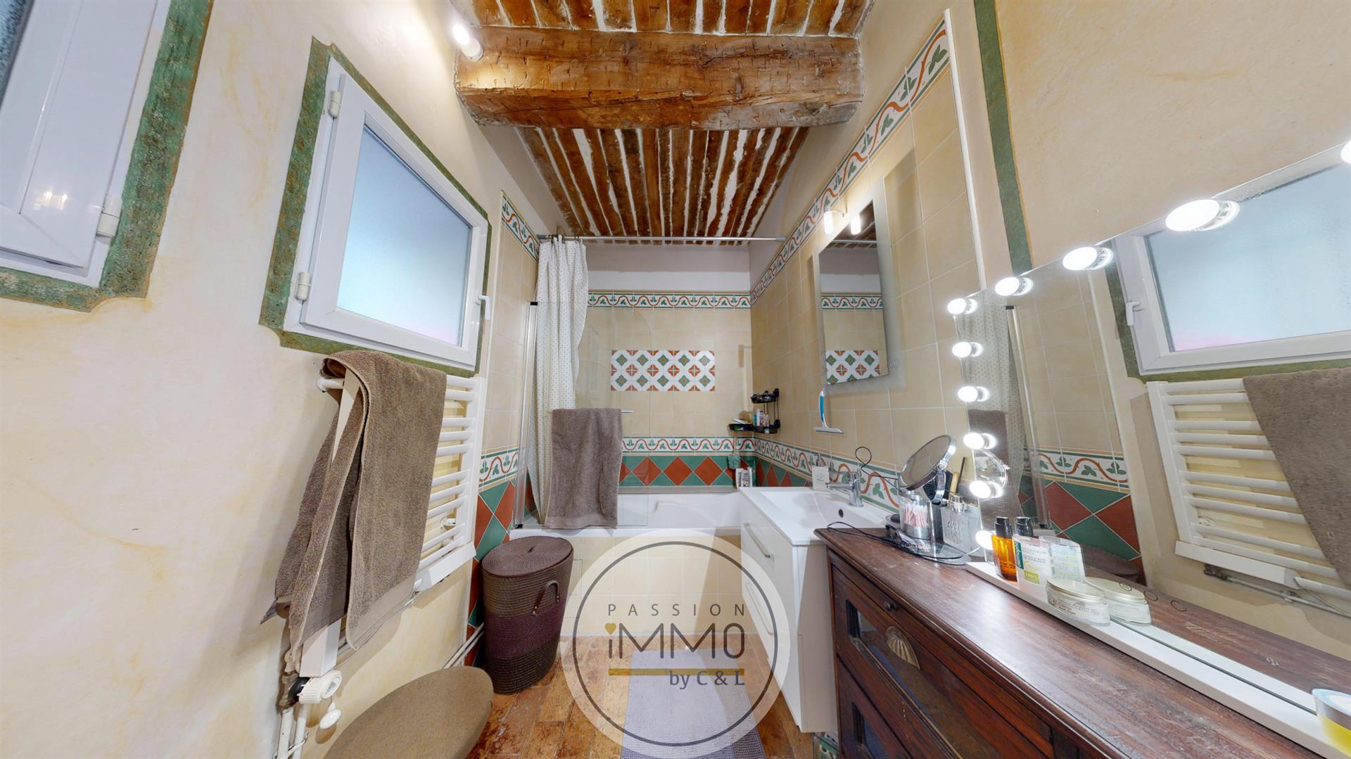 Maison à vendre, 316m², La Brillanne