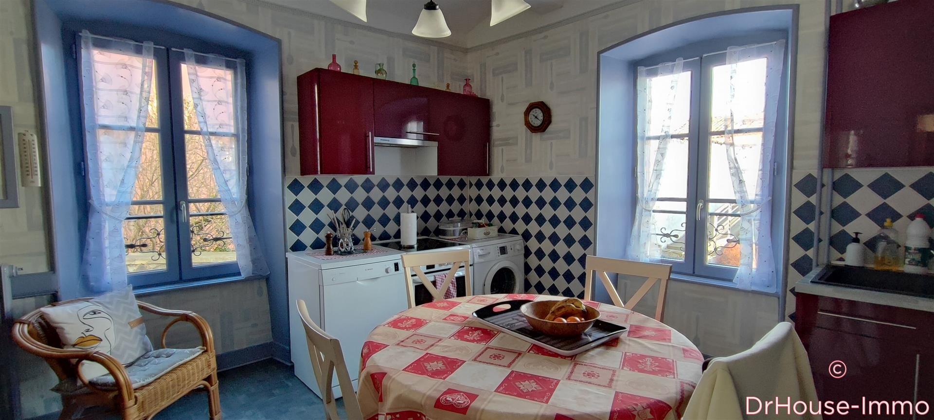 Maison à vendre, 350m², Siaugues-Sainte-Marie