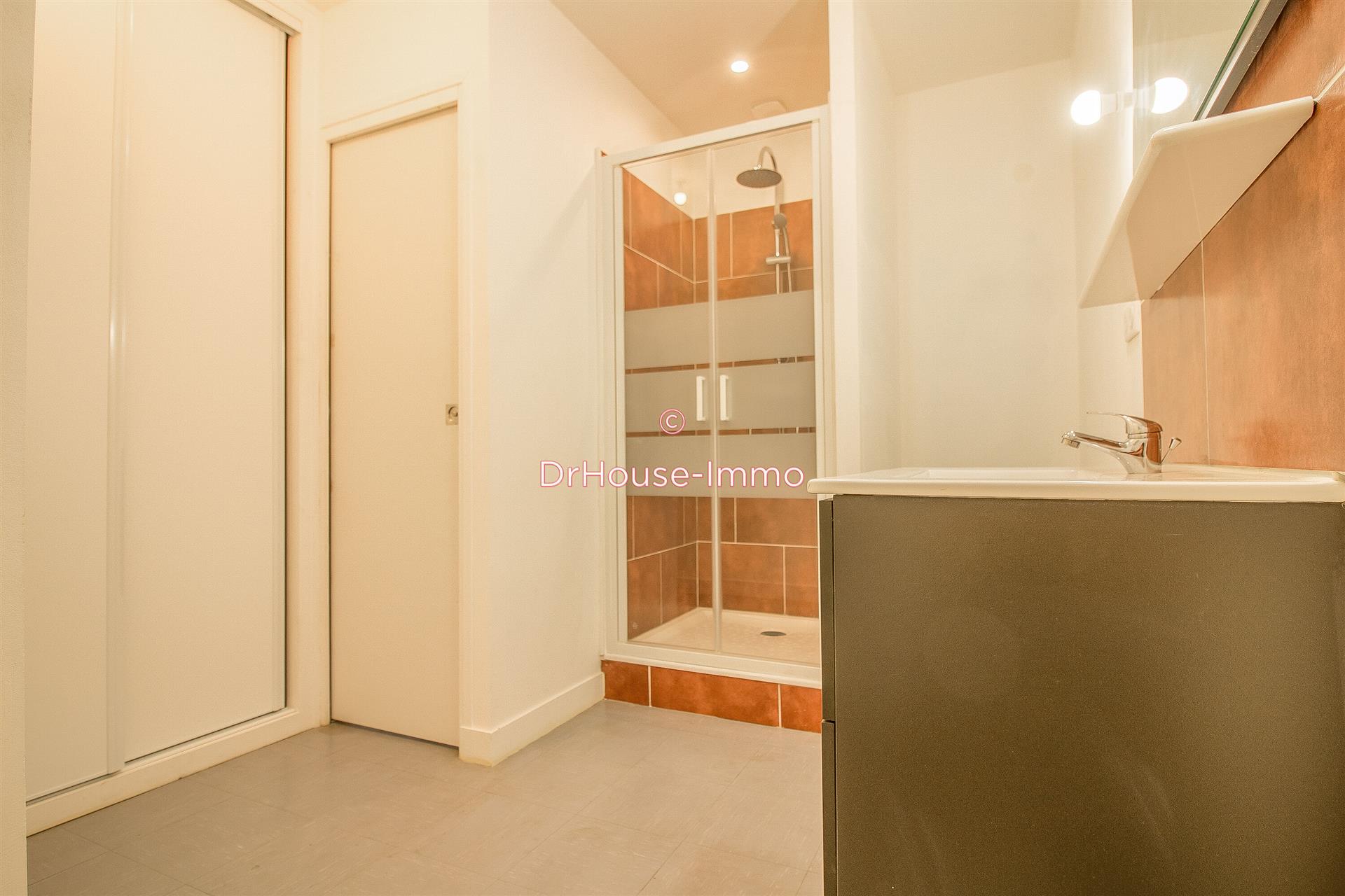 Appartement à louer, 46m², Nézel