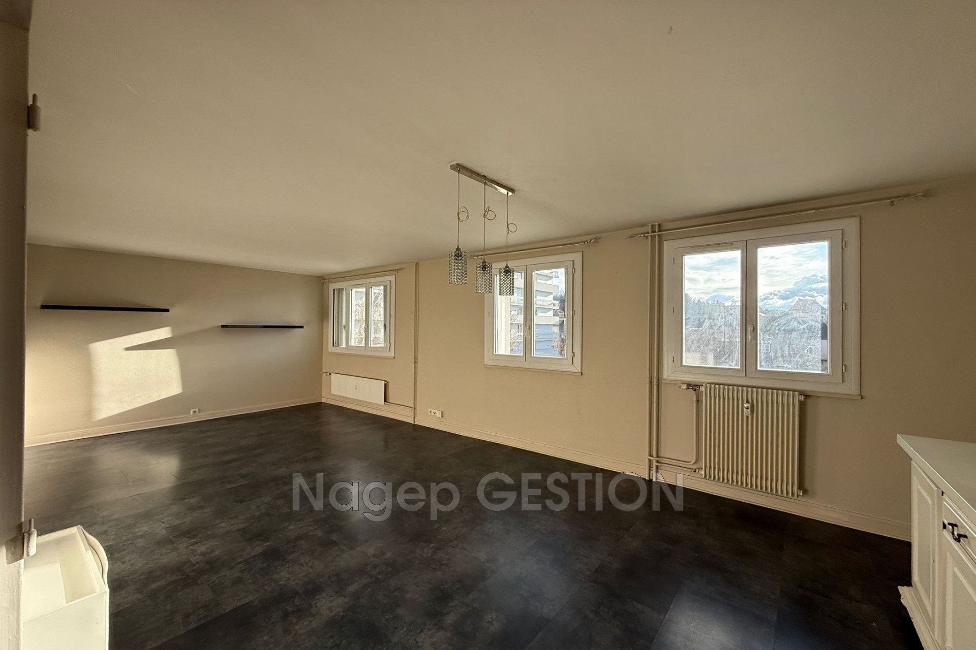 Appartement à louer, 89m², Cusset