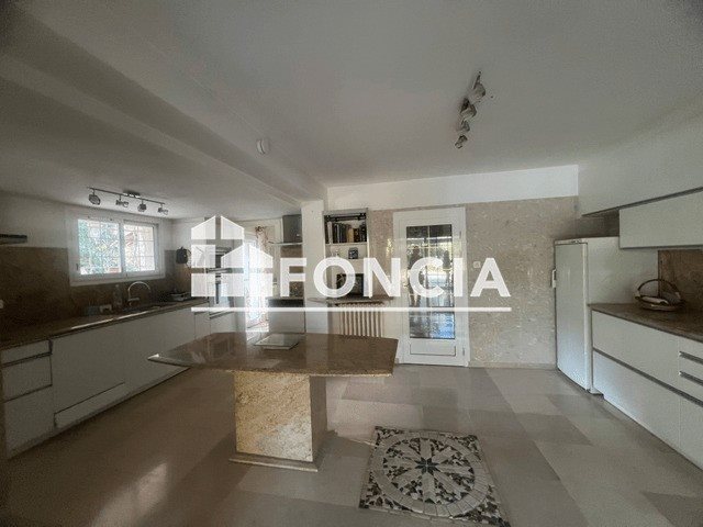 Maison à louer, 260m², Aix-en-Provence