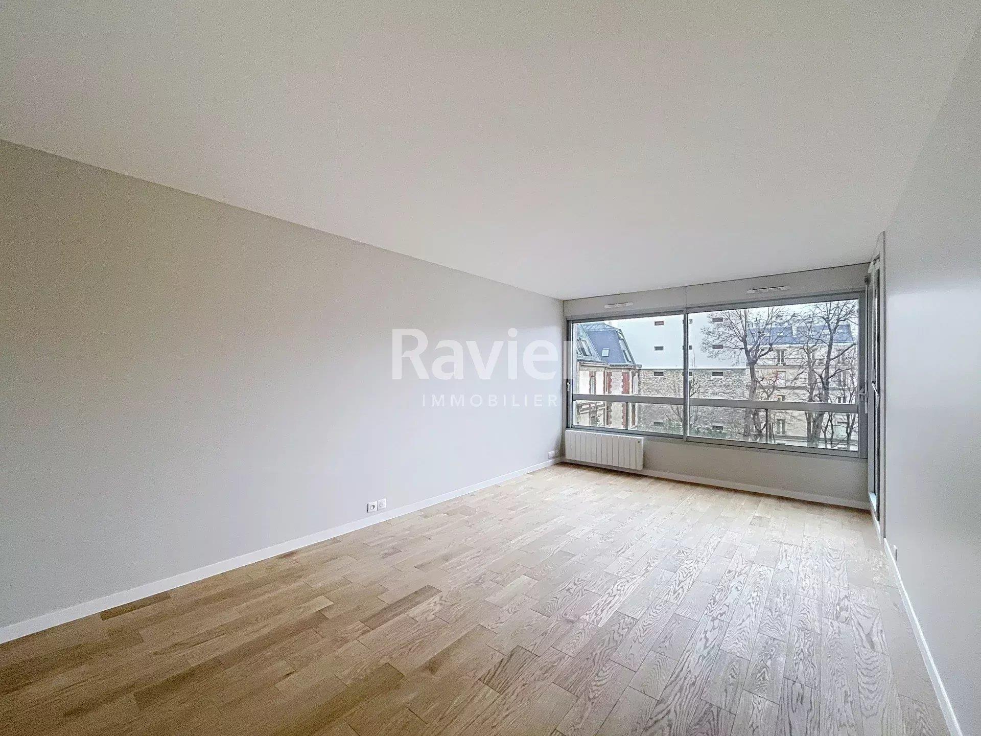 Appartement à louer, 55m², Paris 8ème