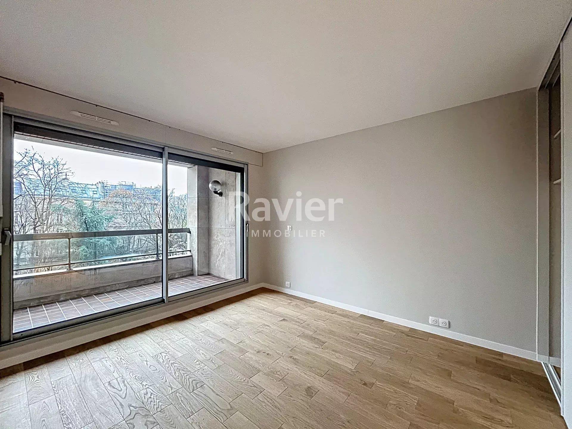Appartement à louer, 55m², Paris 8ème