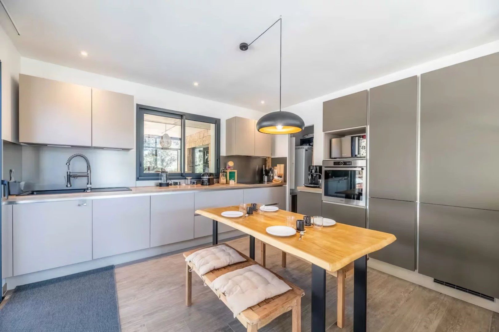 Maison à louer, 215m², Porto-Vecchio