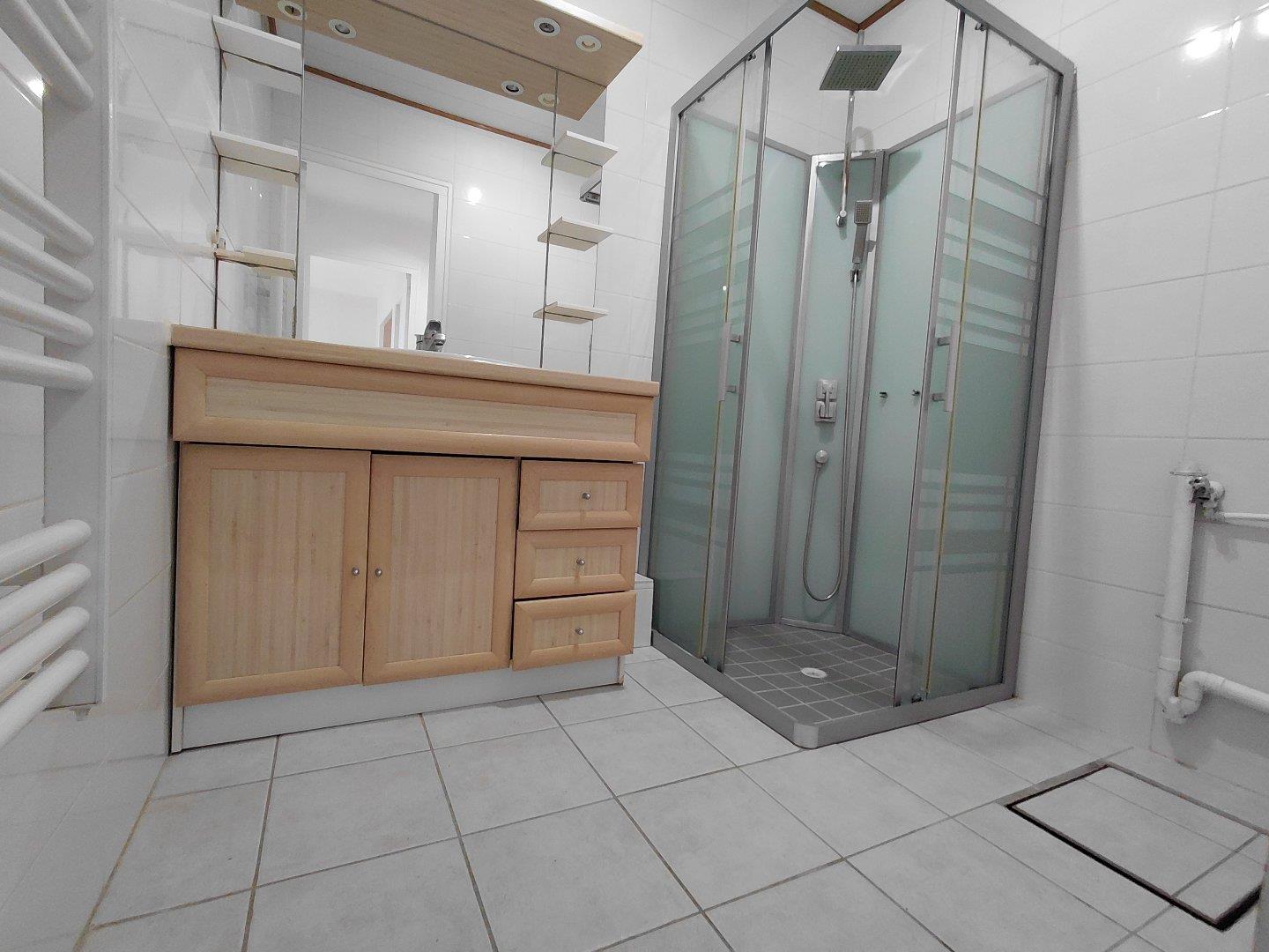 Appartement à vendre, 38m², Arpajon-sur-Cère