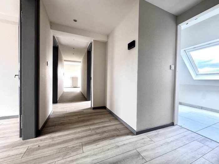 Appartement à louer, 82m², Eckbolsheim