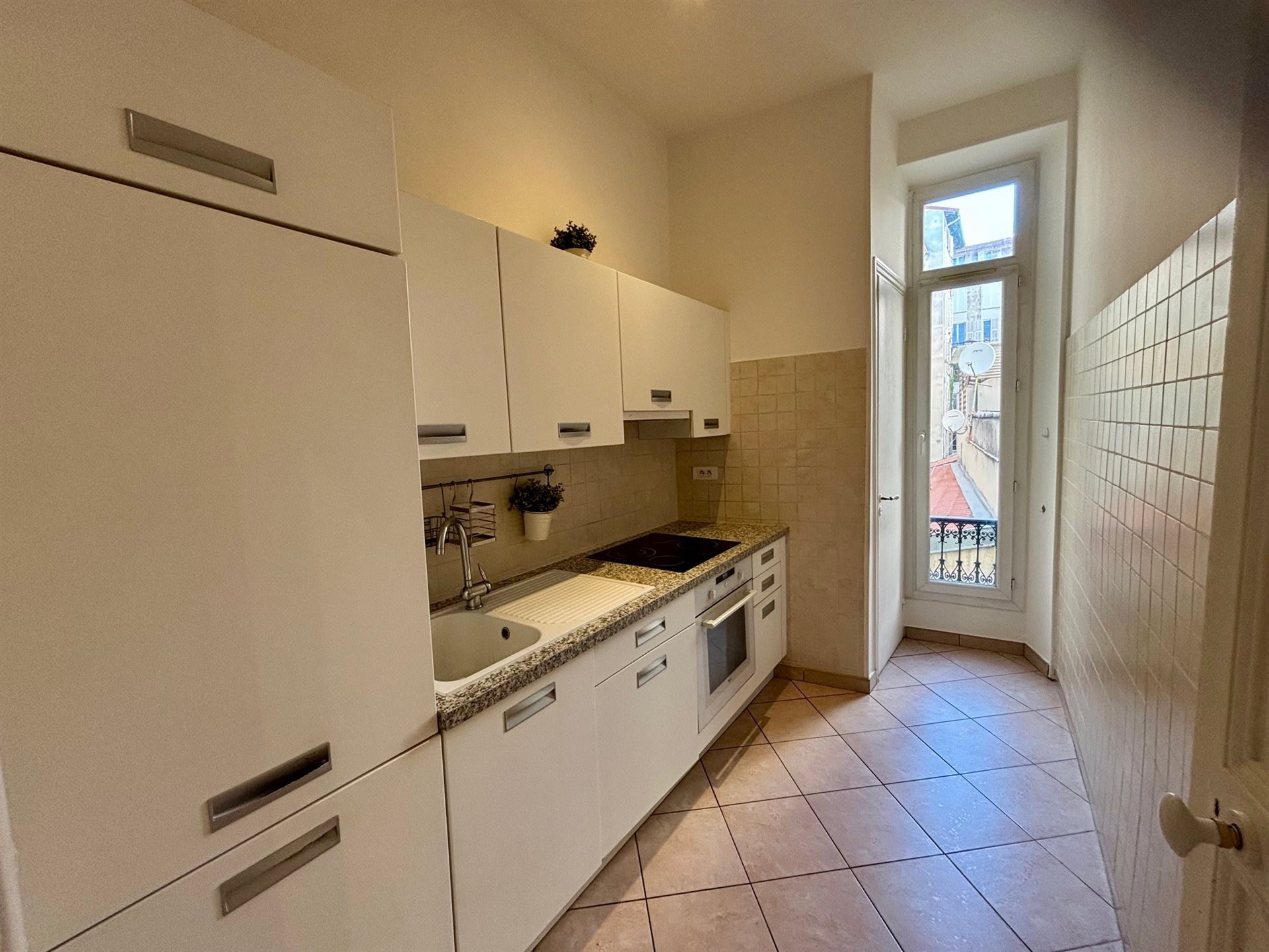 Appartement à louer, 58m², Nice