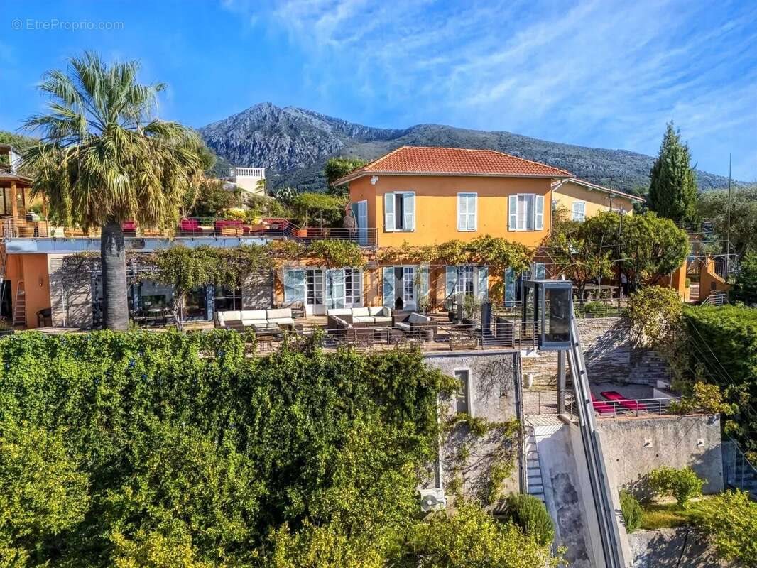Maison à vendre, 335m², Menton