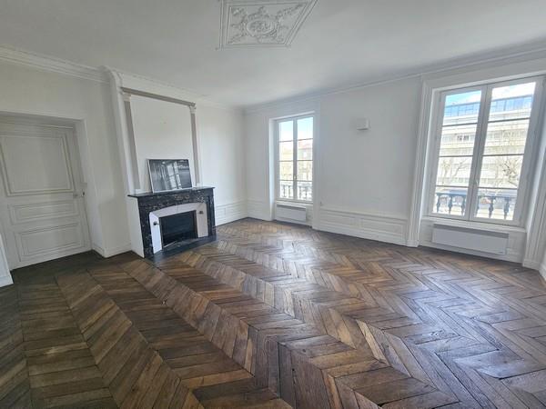 Appartement à louer, 133m², Clermont-Ferrand