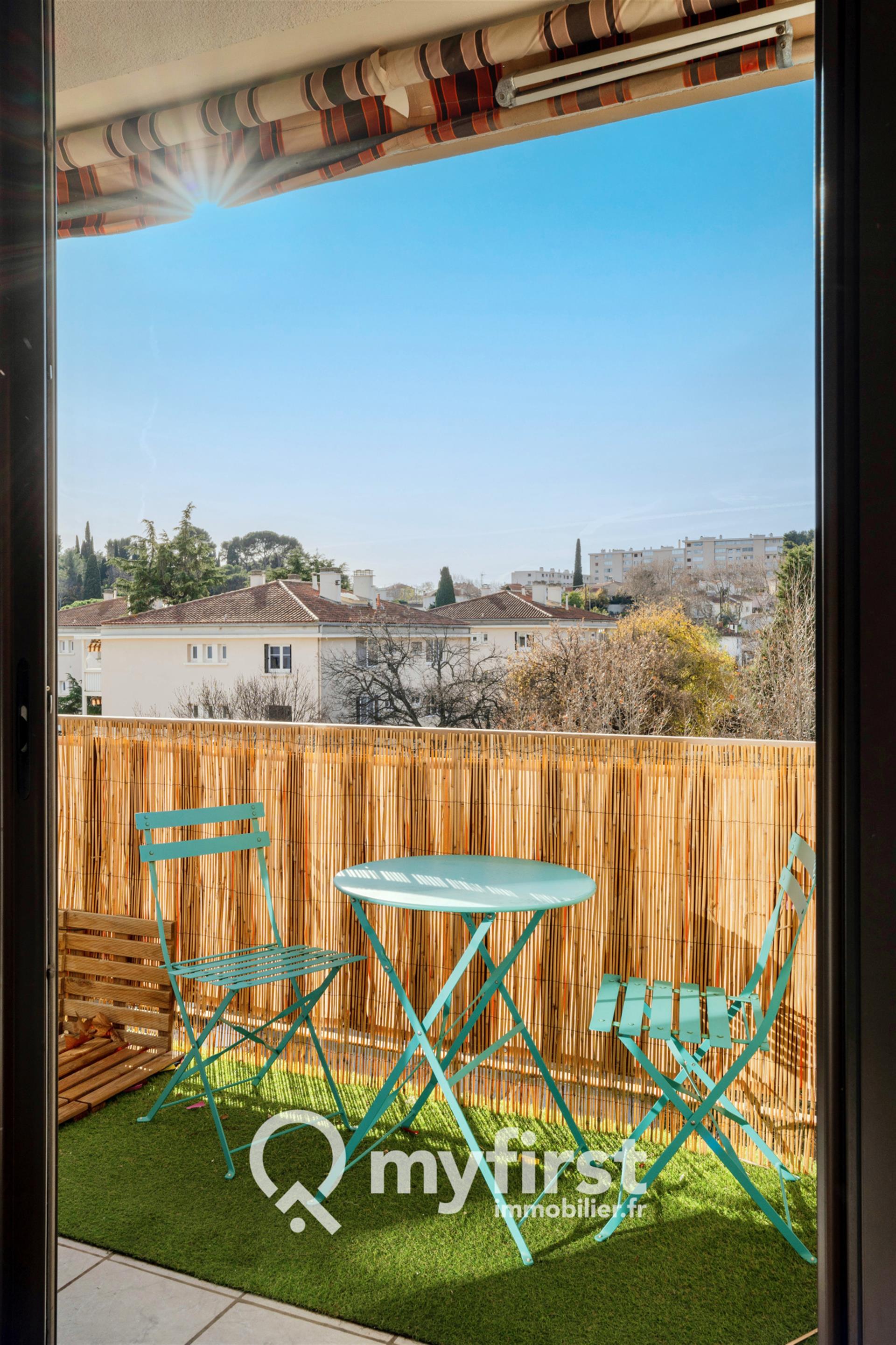 Appartement à louer, 58m², Toulon