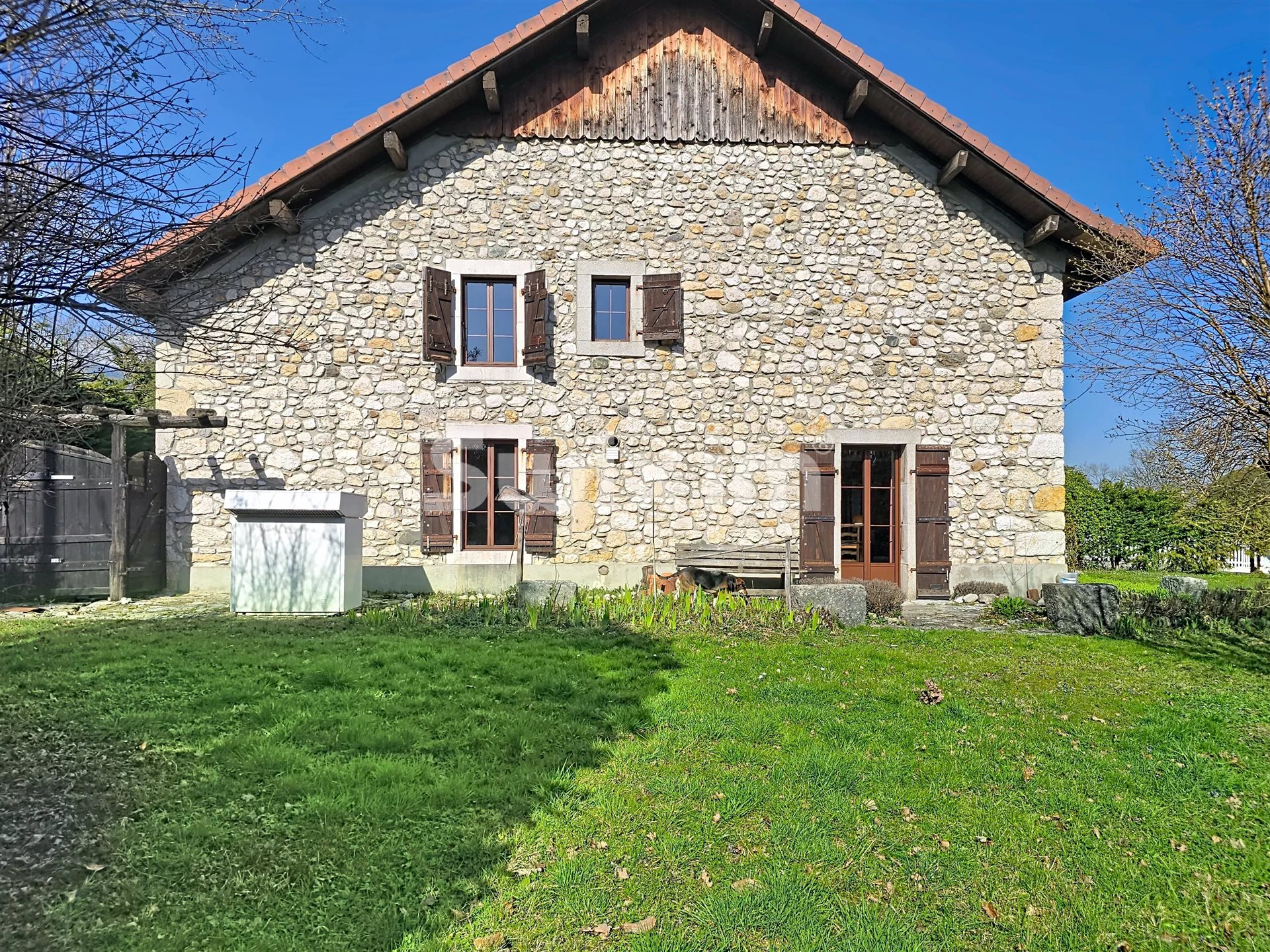 Maison à vendre, 399m², Echenevex