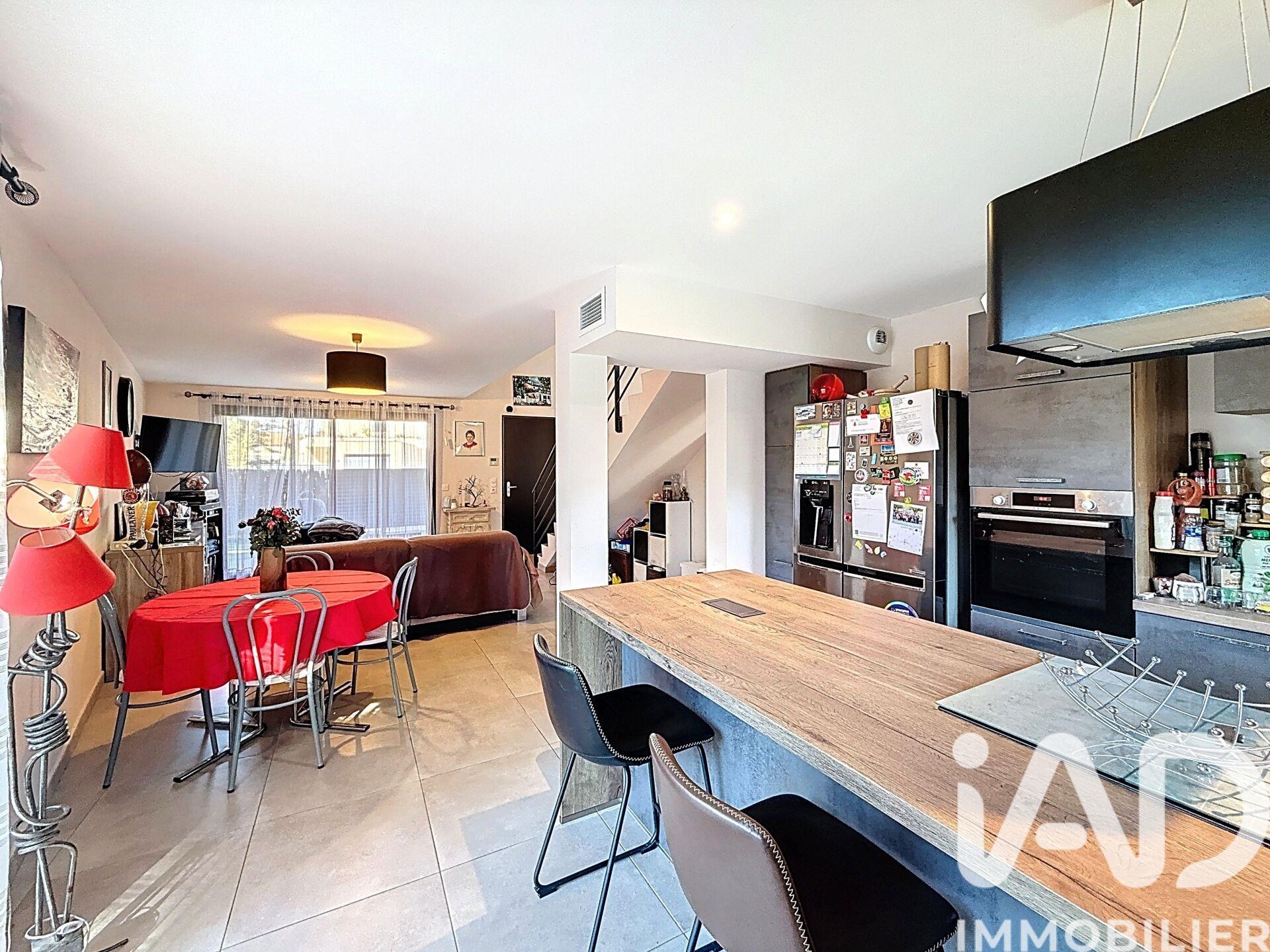 Maison à vendre, 101m², Thuir