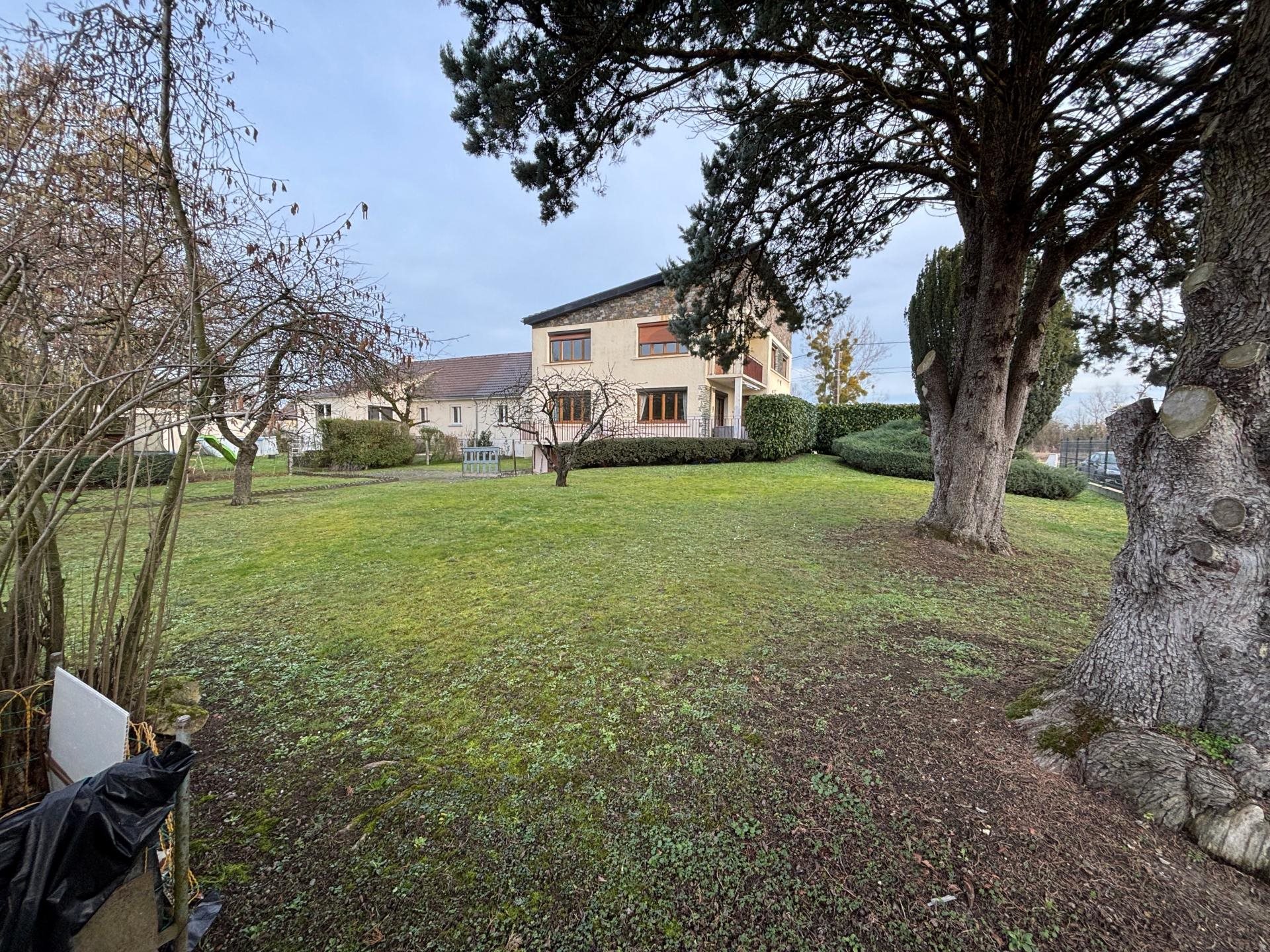 Maison à vendre, 186m², Attigny