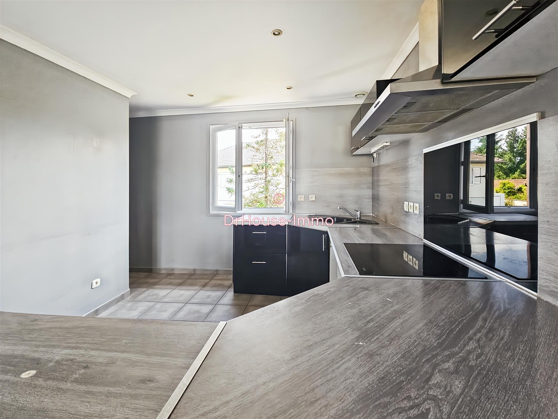 Maison à vendre, 72m², Montrond-les-Bains