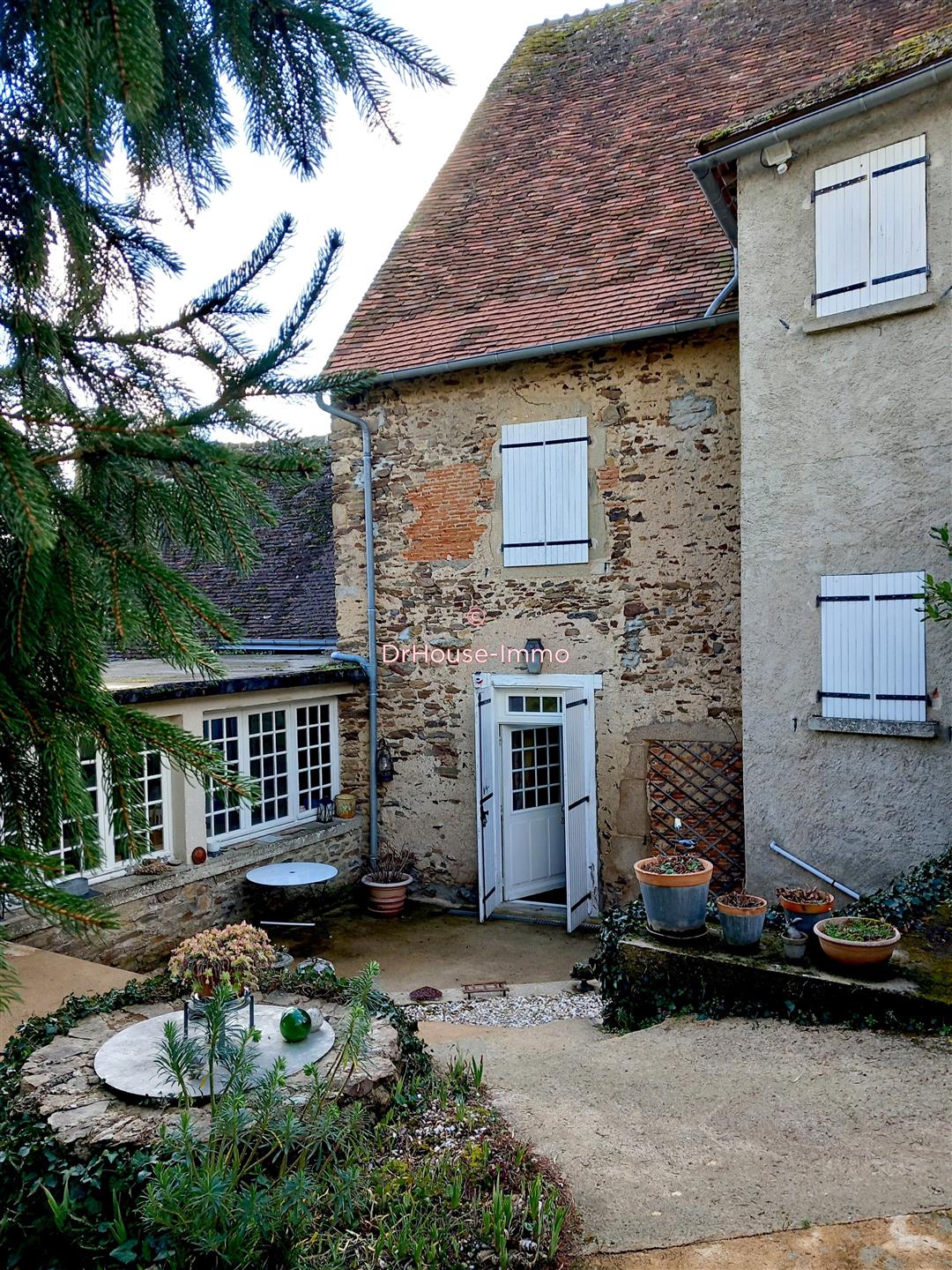 Maison à vendre, 158m², Saint-Benoît-du-Sault