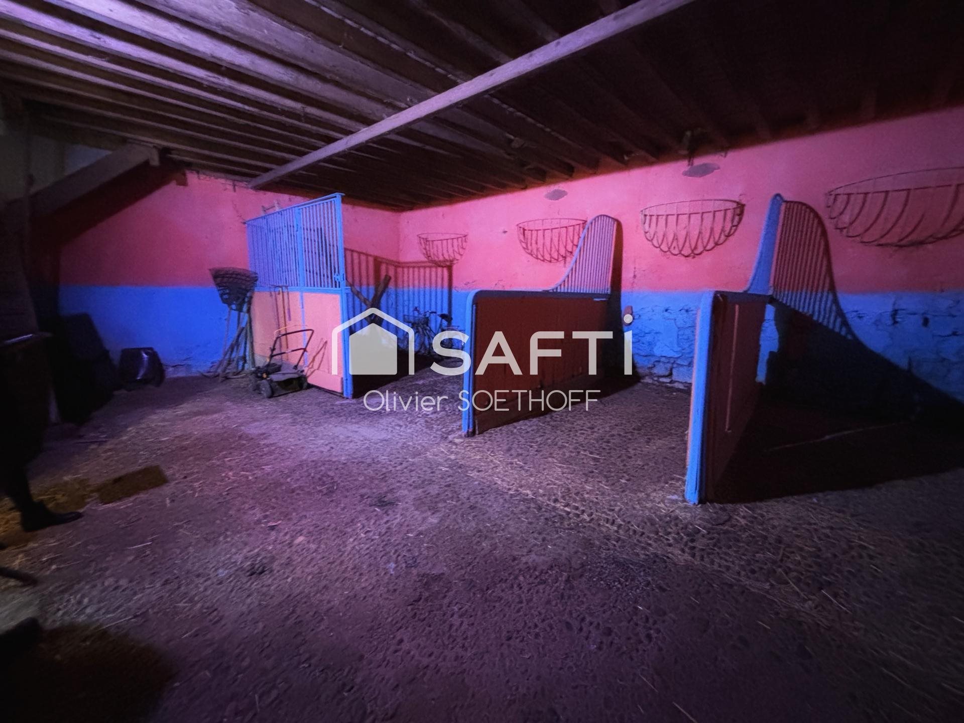 Maison à vendre, 320m², Varès