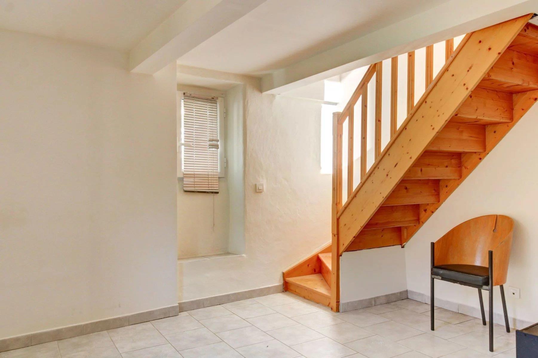 Appartement à vendre, 51m², Roquestéron-Grasse