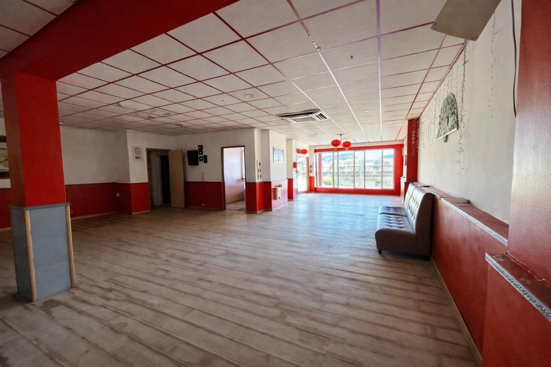 Appartement à vendre, 180m², Château-Arnoux-Saint-Auban