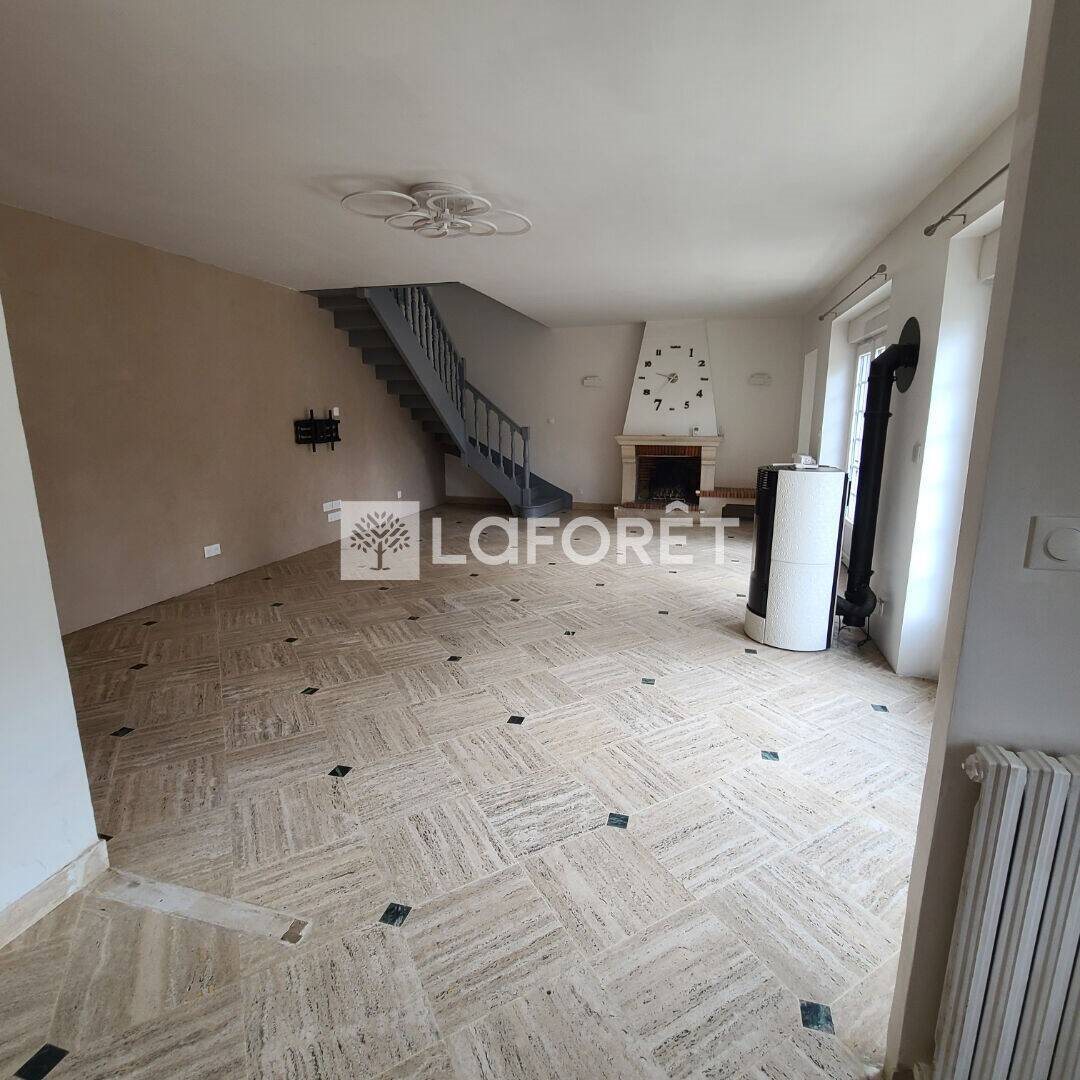 Maison à louer, 143m², Pithiviers-le-Vieil