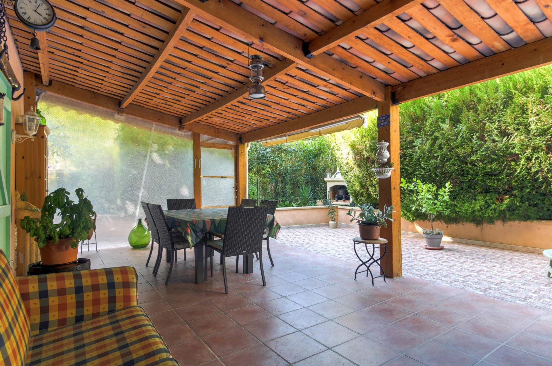 Maison à vendre, 58m², Roquestéron-Grasse
