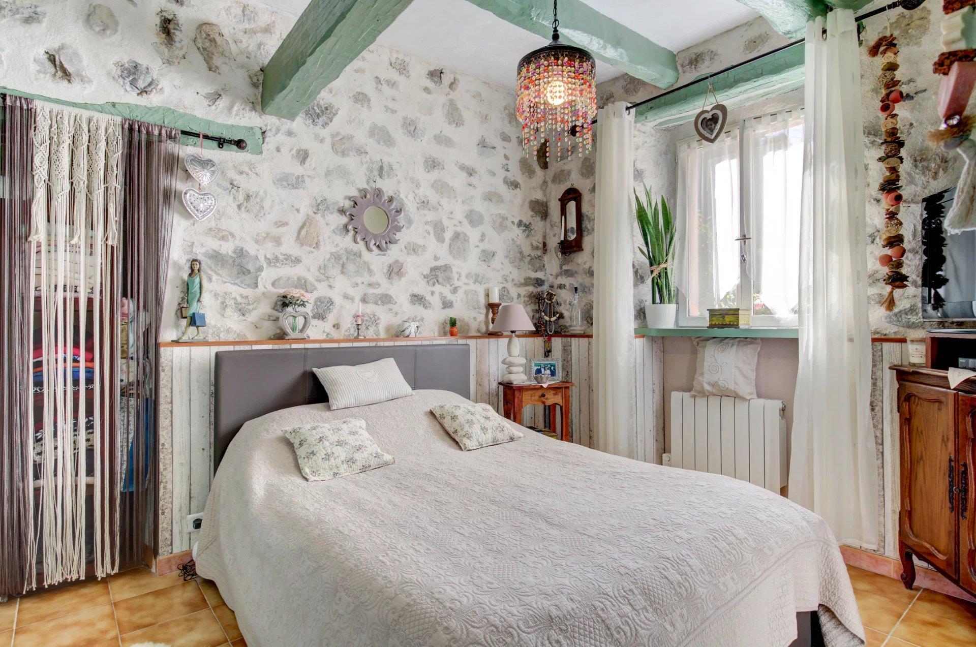 Maison à vendre, 58m², Roquestéron-Grasse