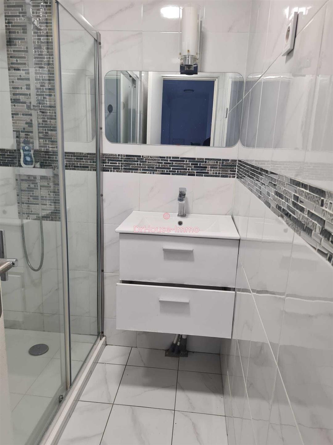 Appartement à louer, 61m², Toulon