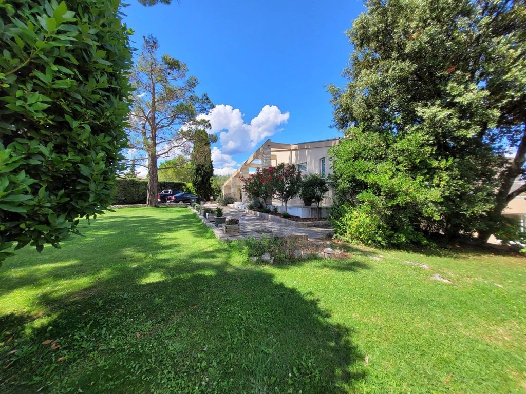 Maison à vendre, 207m², Saint-Privat-des-Vieux