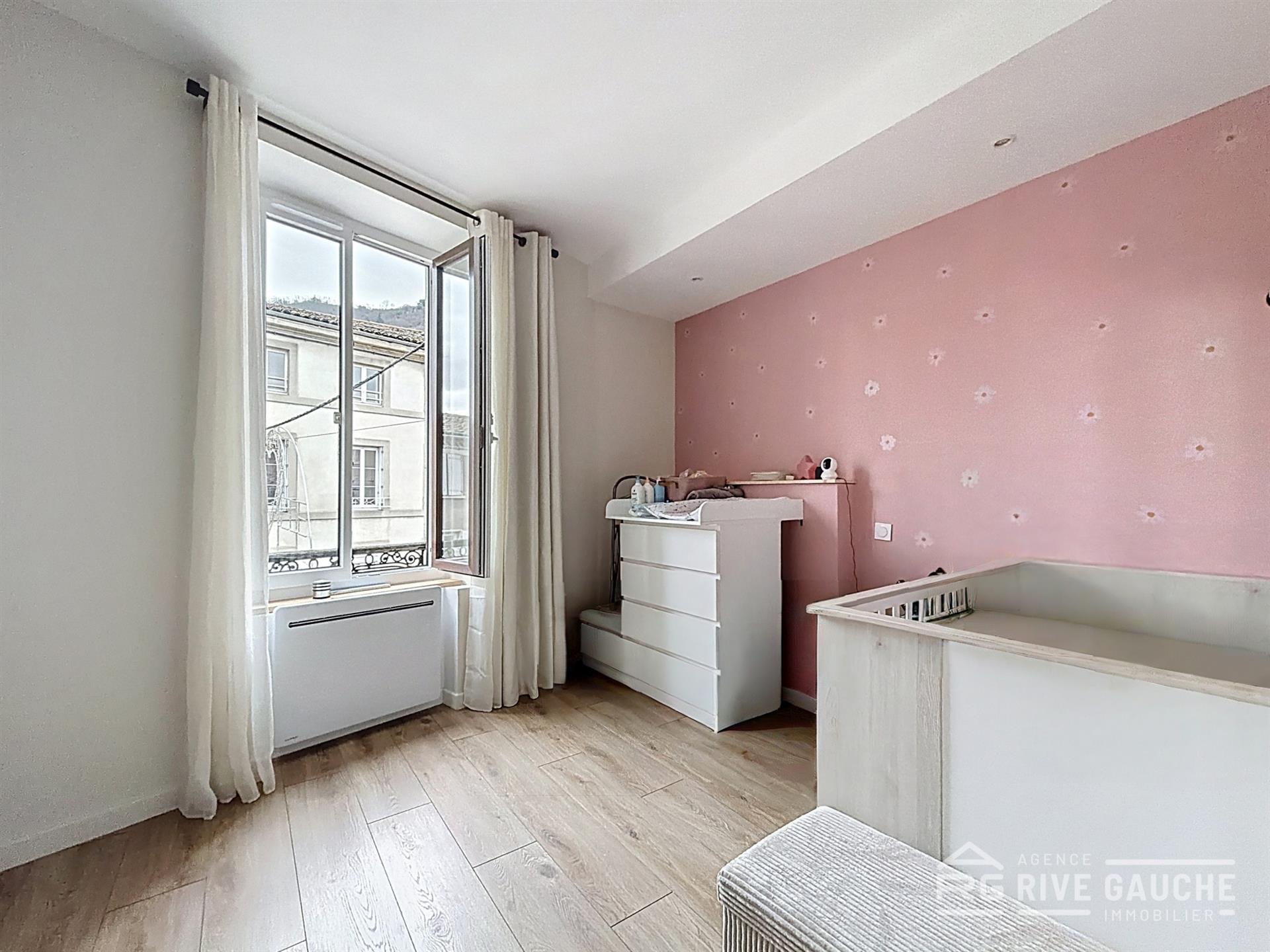 Appartement à vendre, 81m², Tournon-sur-Rhône