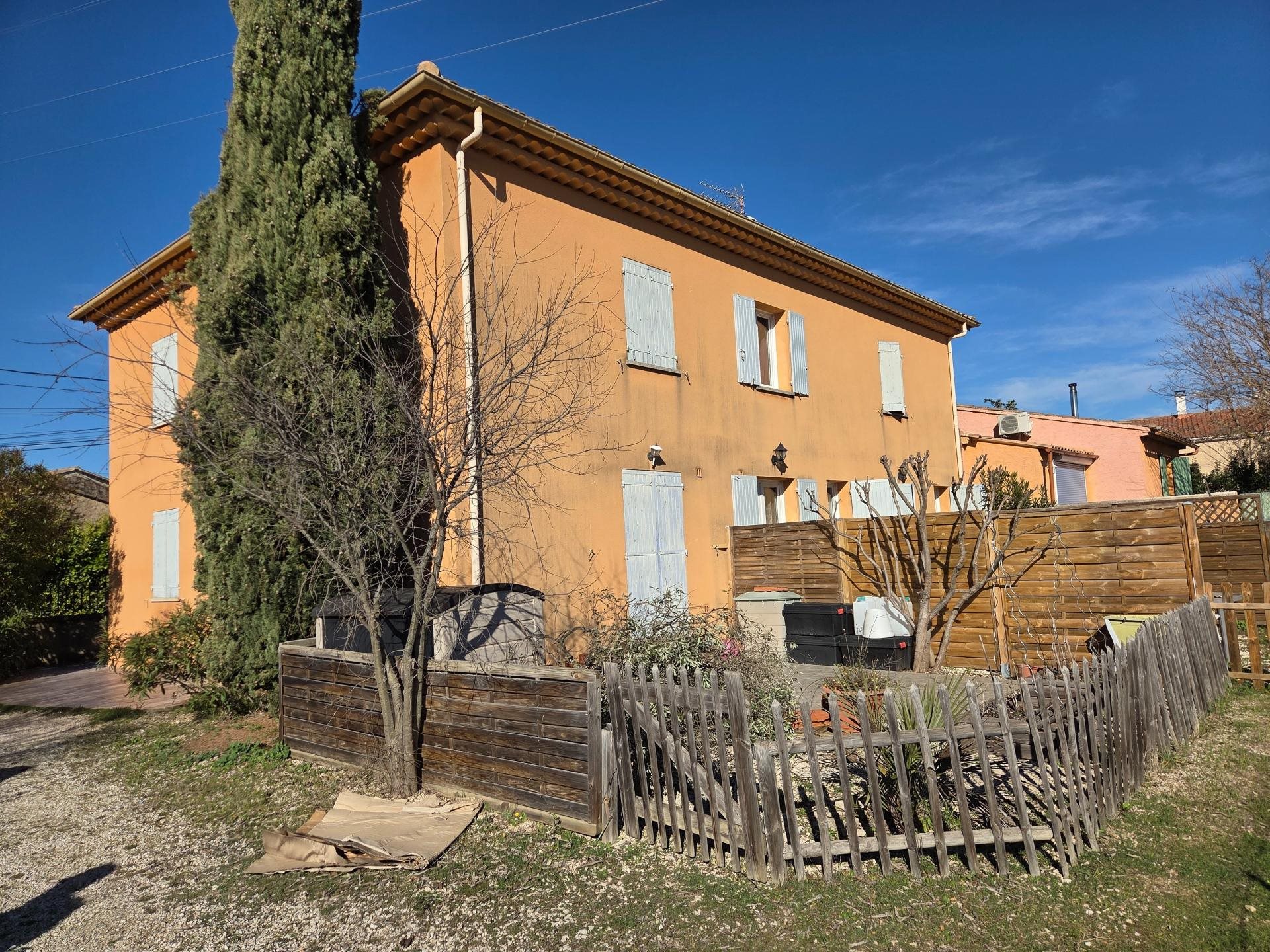 Appartement à vendre, 76m², Pertuis