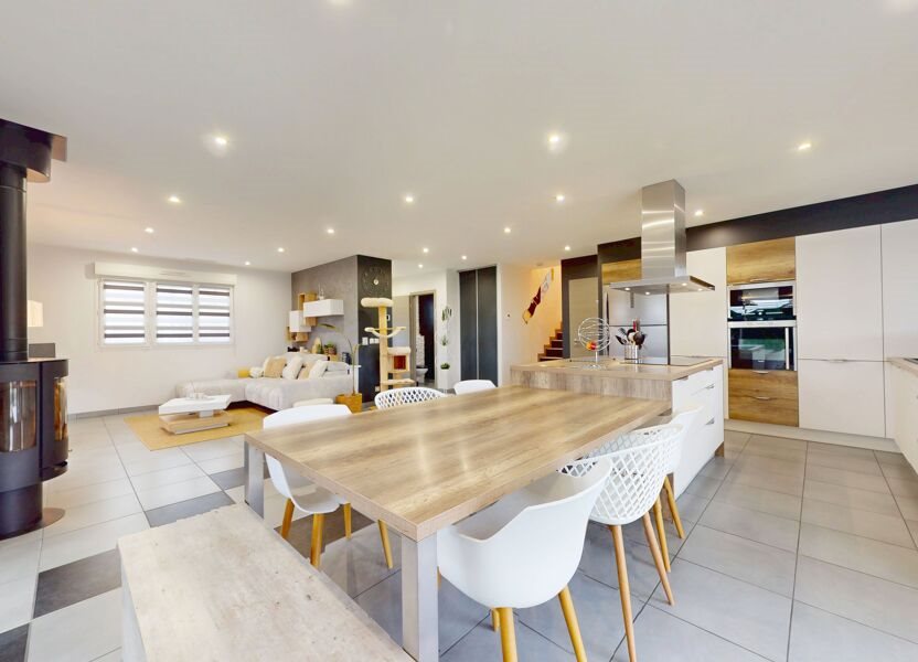 Maison à vendre, 135m², Avril