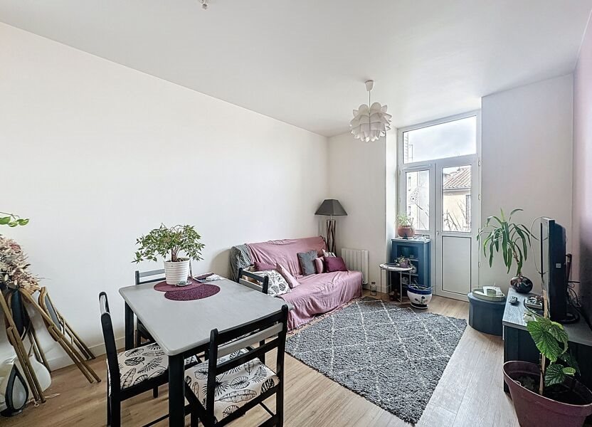 Appartement à louer, 29m², Châtel-Guyon