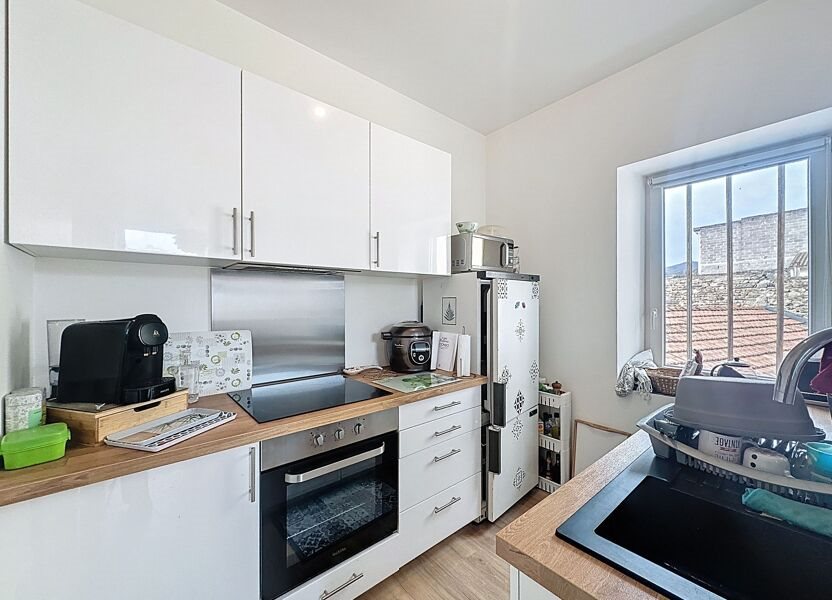 Appartement à louer, 29m², Châtel-Guyon