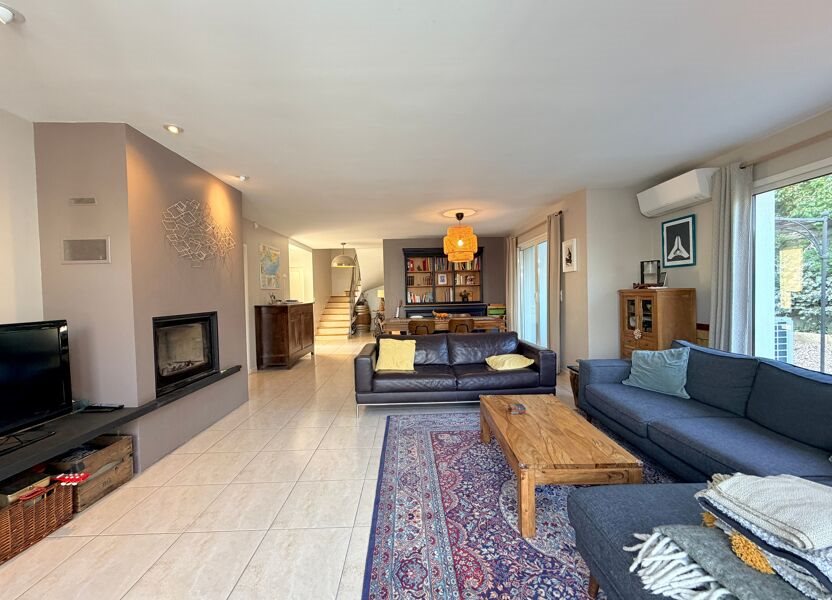 Maison à vendre, 139m², Vailhauquès