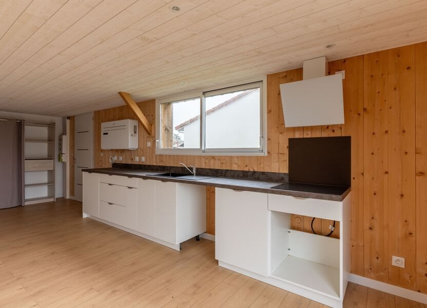 Appartement à louer, 75m², Ychoux