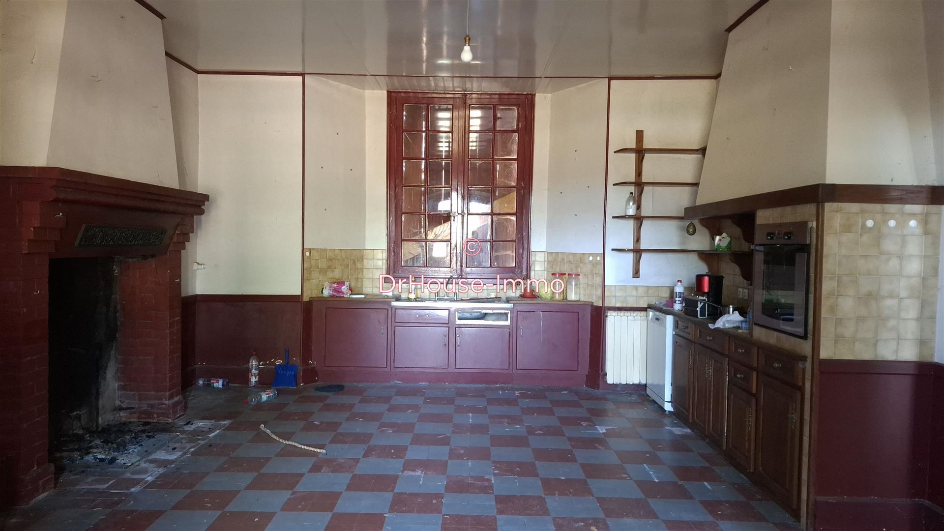 Maison à vendre, 443m², Saint-Claud